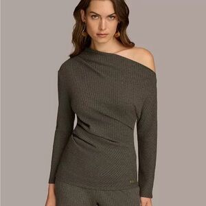 Donna Karan New York Asymmetric Off the Shoulder Sweater Size Small
